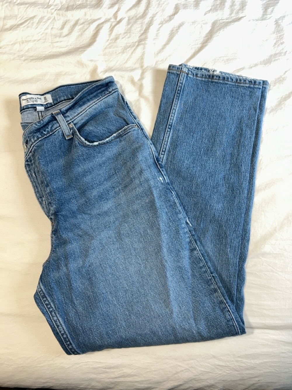 Abercrombie & Fitch The 90’s Straight Ultra High Rise Curve Love Jean 10R